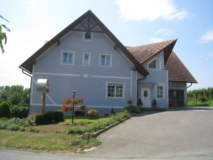 Buschenschank_5.bmp
