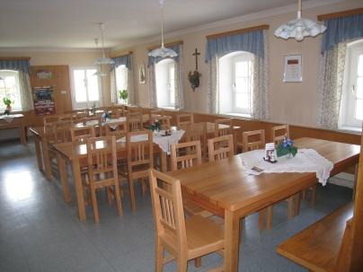 Buschenschank_Innen_1.bmp